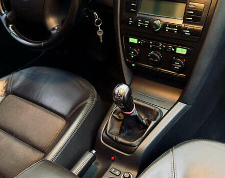 Чорний Шкода Октавія, об'ємом двигуна 1.6 л та пробігом 248 тис. км за 8300 $, фото 16 на Automoto.ua