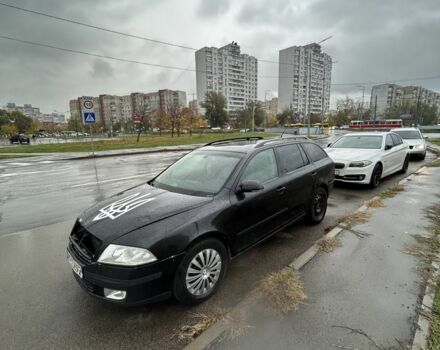 Черный Шкода Октавия, объемом двигателя 2 л и пробегом 120 тыс. км за 2650 $, фото 1 на Automoto.ua
