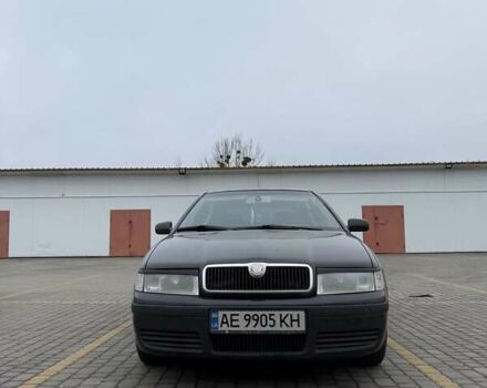 Черный Шкода Октавия, объемом двигателя 1.6 л и пробегом 207 тыс. км за 5100 $, фото 1 на Automoto.ua