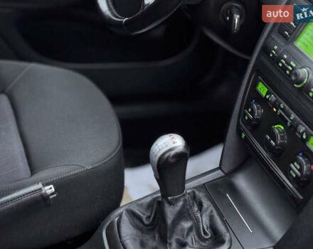 Черный Шкода Октавия, объемом двигателя 2 л и пробегом 250 тыс. км за 5999 $, фото 35 на Automoto.ua