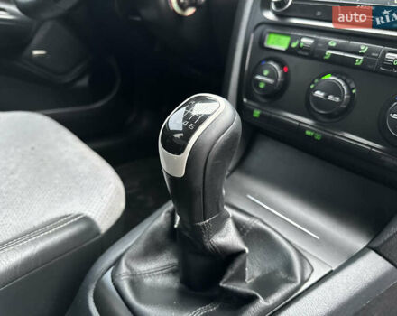 Чорний Шкода Октавія, об'ємом двигуна 2 л та пробігом 279 тис. км за 5999 $, фото 35 на Automoto.ua