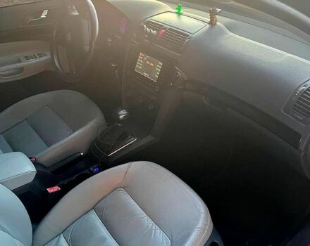 Черный Шкода Октавия, объемом двигателя 2 л и пробегом 248 тыс. км за 8000 $, фото 7 на Automoto.ua