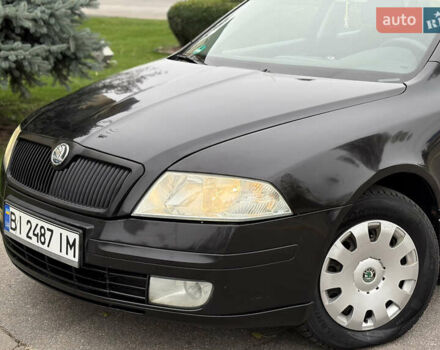 Чорний Шкода Октавія, об'ємом двигуна 1.6 л та пробігом 208 тис. км за 5999 $, фото 25 на Automoto.ua