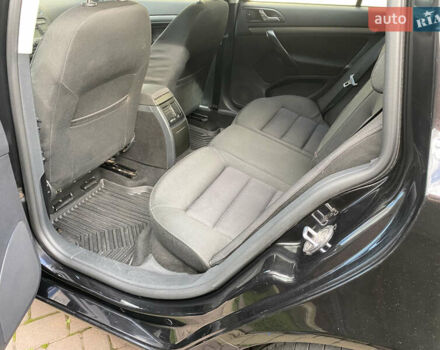 Черный Шкода Октавия, объемом двигателя 1.6 л и пробегом 210 тыс. км за 6500 $, фото 18 на Automoto.ua