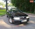 Чорний Шкода Октавія, об'ємом двигуна 1.6 л та пробігом 230 тис. км за 3113 $, фото 1 на Automoto.ua