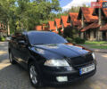 Черный Шкода Октавия, объемом двигателя 1.6 л и пробегом 367 тыс. км за 5200 $, фото 1 на Automoto.ua