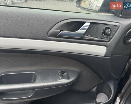 Черный Шкода Октавия, объемом двигателя 1.6 л и пробегом 251 тыс. км за 5800 $, фото 34 на Automoto.ua