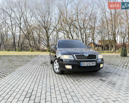 Черный Шкода Октавия, объемом двигателя 1.97 л и пробегом 340 тыс. км за 6900 $, фото 4 на Automoto.ua