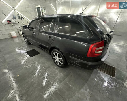Черный Шкода Октавия, объемом двигателя 2 л и пробегом 298 тыс. км за 6700 $, фото 19 на Automoto.ua