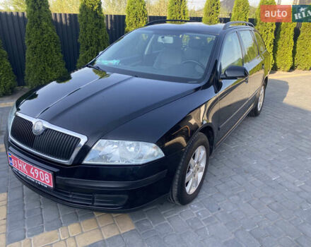 Чорний Шкода Октавія, об'ємом двигуна 1.6 л та пробігом 265 тис. км за 5600 $, фото 1 на Automoto.ua