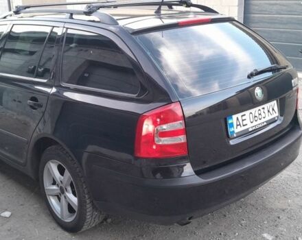 Черный Шкода Октавия, объемом двигателя 1.6 л и пробегом 260 тыс. км за 7400 $, фото 5 на Automoto.ua