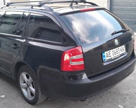 Черный Шкода Октавия, объемом двигателя 1.6 л и пробегом 260 тыс. км за 7400 $, фото 5 на Automoto.ua