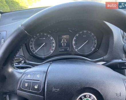 Чорний Шкода Октавія, об'ємом двигуна 1.6 л та пробігом 265 тис. км за 5600 $, фото 25 на Automoto.ua