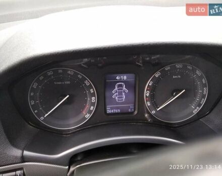 Черный Шкода Октавия, объемом двигателя 1.6 л и пробегом 265 тыс. км за 6850 $, фото 6 на Automoto.ua