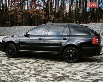 Черный Шкода Октавия, объемом двигателя 1.6 л и пробегом 268 тыс. км за 5300 $, фото 6 на Automoto.ua