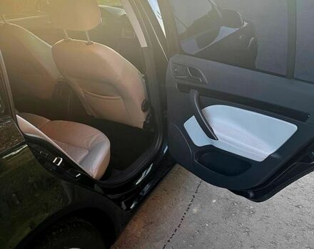 Черный Шкода Октавия, объемом двигателя 2 л и пробегом 248 тыс. км за 8000 $, фото 5 на Automoto.ua