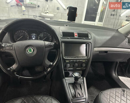 Черный Шкода Октавия, объемом двигателя 2 л и пробегом 298 тыс. км за 6700 $, фото 46 на Automoto.ua