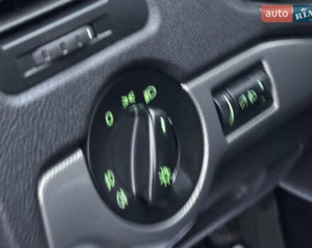 Черный Шкода Октавия, объемом двигателя 2 л и пробегом 250 тыс. км за 5999 $, фото 25 на Automoto.ua