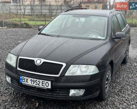 Черный Шкода Октавия, объемом двигателя 1.6 л и пробегом 251 тыс. км за 5800 $, фото 3 на Automoto.ua