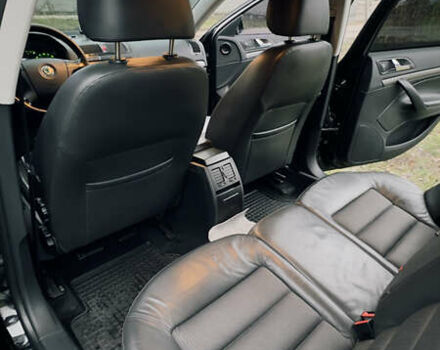 Чорний Шкода Октавія, об'ємом двигуна 1.6 л та пробігом 248 тис. км за 8300 $, фото 10 на Automoto.ua