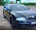 Черный Шкода Октавия, объемом двигателя 1.6 л и пробегом 201 тыс. км за 6200 $, фото 1 на Automoto.ua