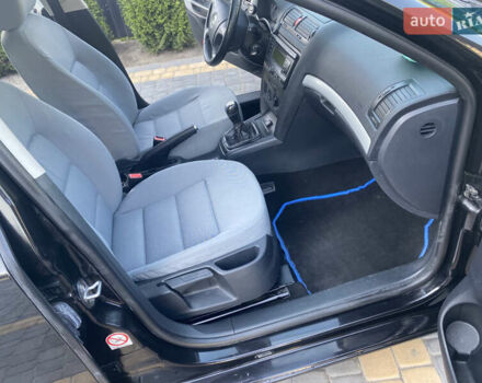 Чорний Шкода Октавія, об'ємом двигуна 1.6 л та пробігом 265 тис. км за 5600 $, фото 20 на Automoto.ua