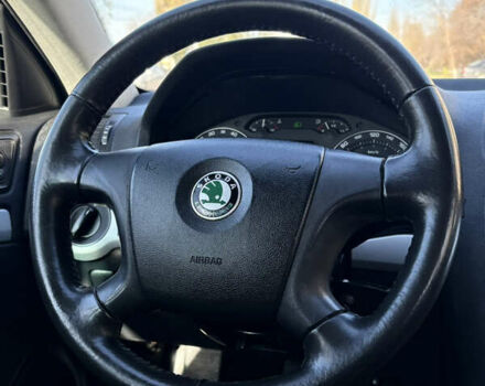 Чорний Шкода Октавія, об'ємом двигуна 1.6 л та пробігом 208 тис. км за 5999 $, фото 40 на Automoto.ua