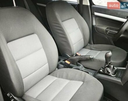 Черный Шкода Октавия, объемом двигателя 1.6 л и пробегом 268 тыс. км за 5300 $, фото 19 на Automoto.ua