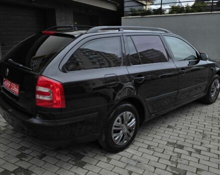 Черный Шкода Октавия, объемом двигателя 1.6 л и пробегом 256 тыс. км за 6300 $, фото 3 на Automoto.ua