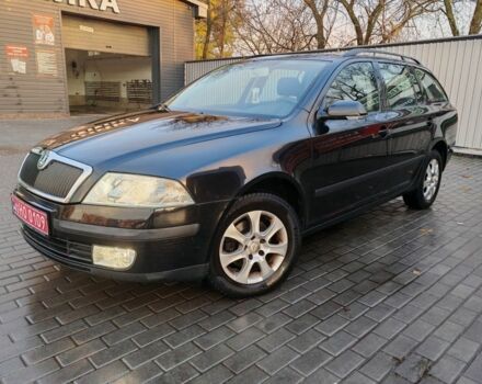 Черный Шкода Октавия, объемом двигателя 1.6 л и пробегом 253 тыс. км за 6200 $, фото 1 на Automoto.ua