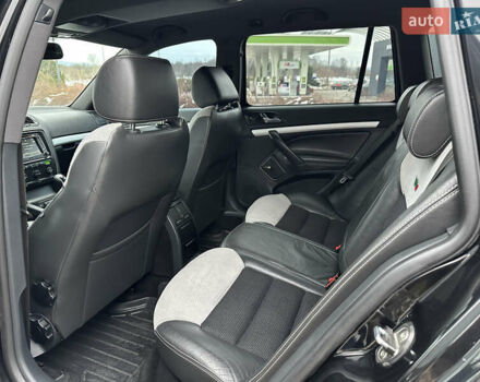 Чорний Шкода Октавія, об'ємом двигуна 2 л та пробігом 279 тис. км за 5999 $, фото 48 на Automoto.ua