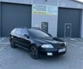 Черный Шкода Октавия, объемом двигателя 1.6 л и пробегом 203 тыс. км за 5900 $, фото 1 на Automoto.ua