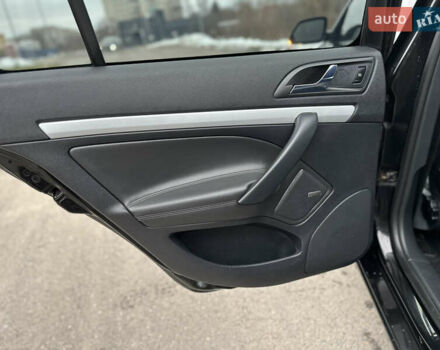 Чорний Шкода Октавія, об'ємом двигуна 2 л та пробігом 279 тис. км за 5999 $, фото 44 на Automoto.ua