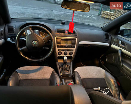 Черный Шкода Октавия, объемом двигателя 0 л и пробегом 228 тыс. км за 5950 $, фото 10 на Automoto.ua