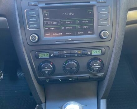 Черный Шкода Октавия, объемом двигателя 2 л и пробегом 300 тыс. км за 3300 $, фото 10 на Automoto.ua