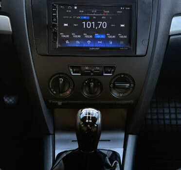 Чорний Шкода Октавія, об'ємом двигуна 1.6 л та пробігом 208 тис. км за 5999 $, фото 41 на Automoto.ua