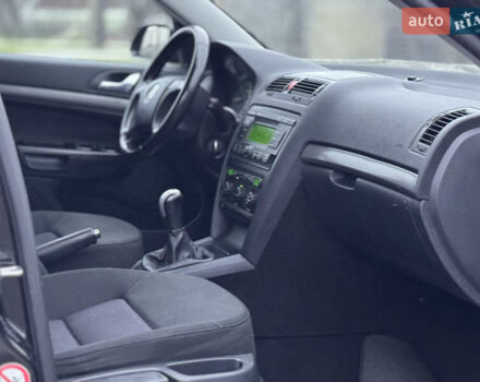 Черный Шкода Октавия, объемом двигателя 2 л и пробегом 250 тыс. км за 5999 $, фото 34 на Automoto.ua