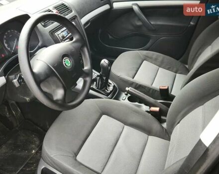 Черный Шкода Октавия, объемом двигателя 1.6 л и пробегом 268 тыс. км за 5300 $, фото 12 на Automoto.ua