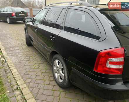 Черный Шкода Октавия, объемом двигателя 1.6 л и пробегом 210 тыс. км за 6500 $, фото 28 на Automoto.ua