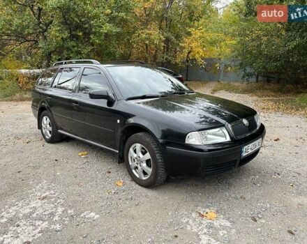 Черный Шкода Октавия, объемом двигателя 1.6 л и пробегом 270 тыс. км за 5800 $, фото 1 на Automoto.ua