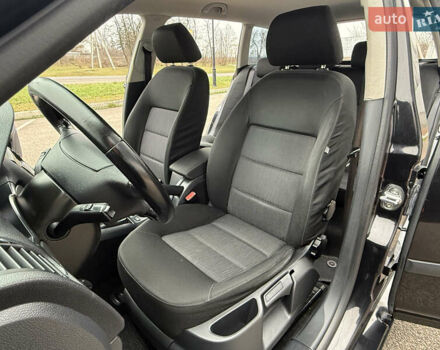 Черный Шкода Октавия, объемом двигателя 1.6 л и пробегом 211 тыс. км за 6500 $, фото 54 на Automoto.ua