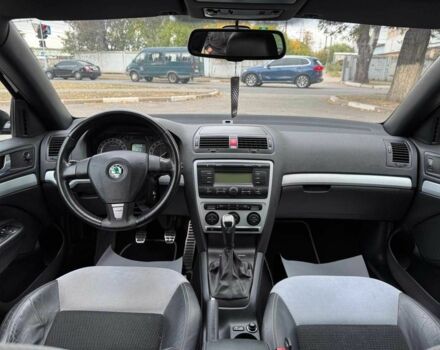 Черный Шкода Октавия, объемом двигателя 2 л и пробегом 250 тыс. км за 6990 $, фото 16 на Automoto.ua