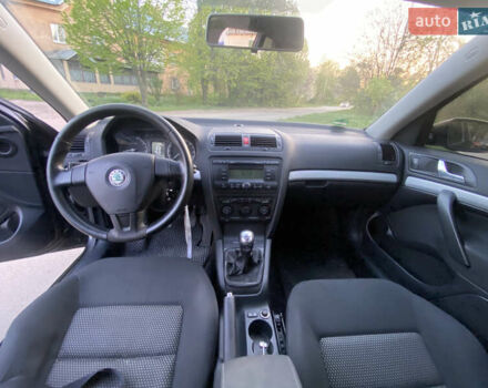 Шкода Октавия 2007 в Полтаве на Automoto.ua Черный Шкода Октавия, объемом двигателя 1.8 л и пробегом 263 тыс. км за 5500 $, фото 6 на Automoto.ua