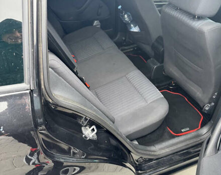 Черный Шкода Октавия, объемом двигателя 1.6 л и пробегом 210 тыс. км за 5900 $, фото 8 на Automoto.ua