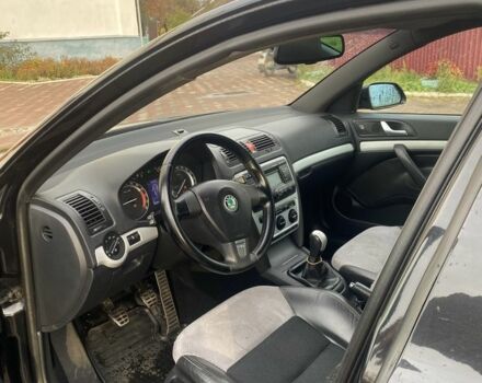 Черный Шкода Октавия, объемом двигателя 2 л и пробегом 244 тыс. км за 4500 $, фото 5 на Automoto.ua