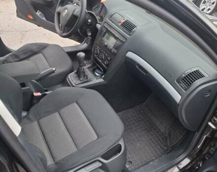 Шкода Октавия 2007 в Запорожье на Automoto.ua Черный Шкода Октавия, объемом двигателя 1.8 л и пробегом 245 тыс. км за 5300 $, фото 6 на Automoto.ua