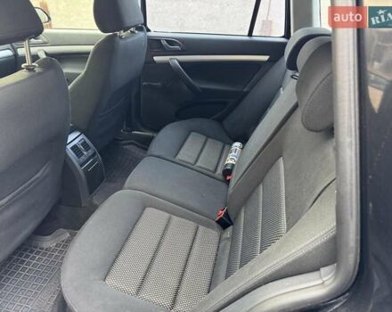 Черный Шкода Октавия, объемом двигателя 1.8 л и пробегом 252 тыс. км за 5990 $, фото 10 на Automoto.ua