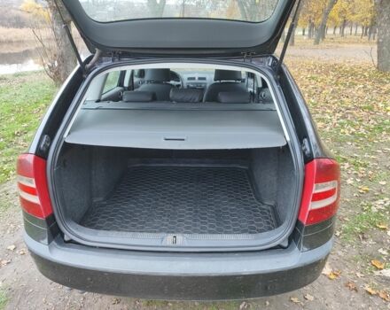 Черный Шкода Октавия, объемом двигателя 1.9 л и пробегом 312 тыс. км за 5750 $, фото 3 на Automoto.ua