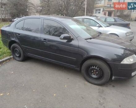 Черный Шкода Октавия, объемом двигателя 1.6 л и пробегом 303 тыс. км за 3900 $, фото 4 на Automoto.ua