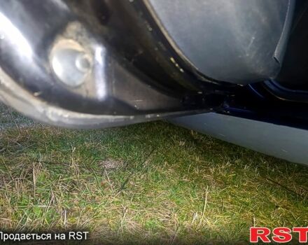 Черный Шкода Октавия, объемом двигателя 2 л и пробегом 315 тыс. км за 6200 $, фото 6 на Automoto.ua